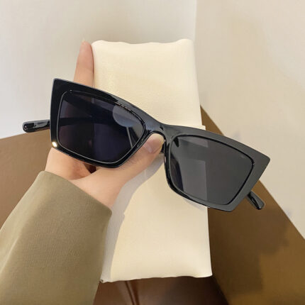 Lunettes de soleil tendances et à la mode pour femmes
