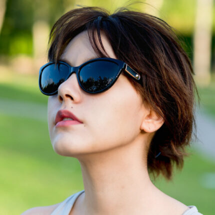 Lunettes de soleil polarisées en cuir avec incrustations personnalisées