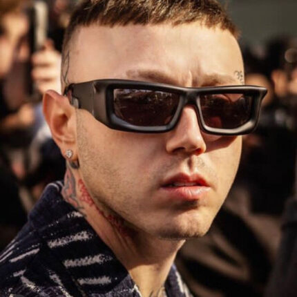 Lunettes de soleil futuristes avec pare-soleil