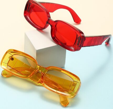 Lunettes de soleil tendances et à la mode pour hommes et femmes